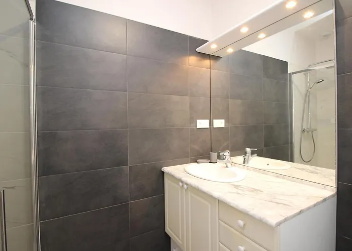 Apartment Dore - T3 Avec Terrasse, Parking Et Wifi - Fr-1-608-79 *